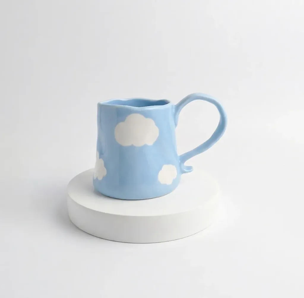 CUP CLOUD LIGHT BLUE