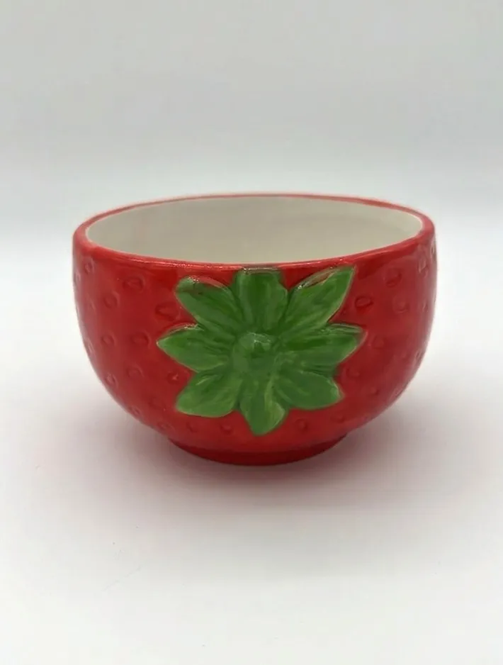 STRAWBERRY BOWL
